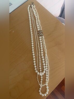 CHANEL STRASS CRYSTAL CC MULTI-STRAND FAUX PEARL NECKLACE